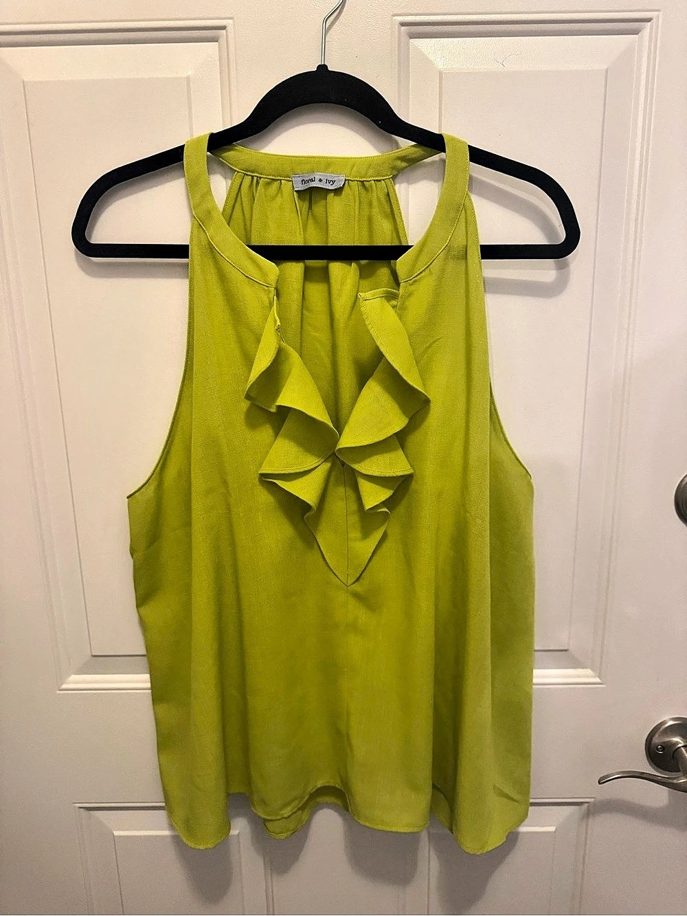 floral & ivy Ruffle Front Tank Top in Green